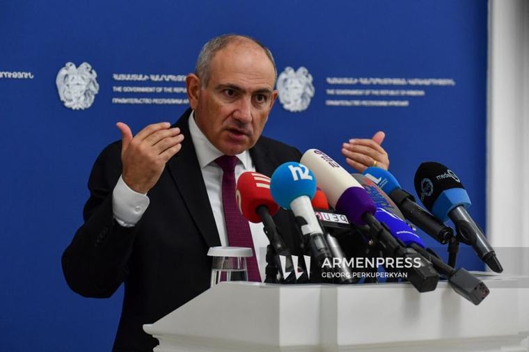 Армения не намерена вводить визовый режим для граждан России, заявил Пашинян