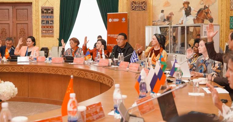 “Рух Ордодо” көчмөндөрдүн маданий мурасын сактоо маселеси талкууланды 7 сентябрь 19:30